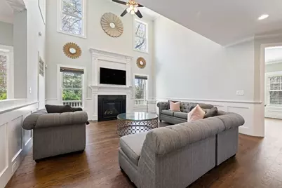 12 Pelham Rd, Weston, MA 02493 - Photo 12