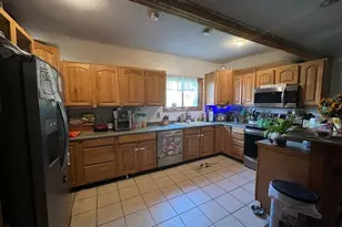 15 Hiram St, Acushnet, MA 02743 - Photo 6