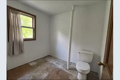 15 Hiram St, Acushnet, MA 02743 - Photo 18