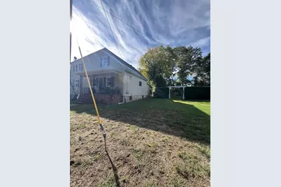 15 Hiram St, Acushnet, MA 02743 - Photo 4