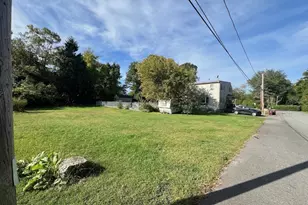 15 Hiram St, Acushnet, MA 02743 - Photo 36