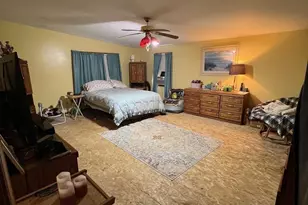 15 Hiram St, Acushnet, MA 02743 - Photo 18