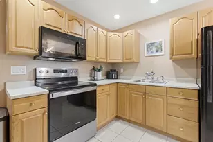 107 Plain St, Braintree, MA 02184 - Photo 10