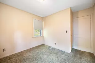14 Hillside Ave, South Hadley, MA 01075 - Photo 28