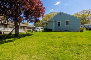 582 Broadway St, Chicopee, MA 01020 - Photo 30
