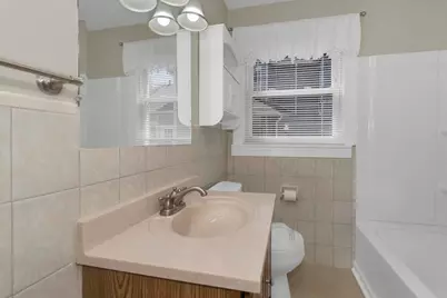 582 Broadway St, Chicopee, MA 01020 - Photo 16