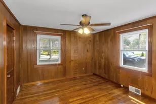 582 Broadway St, Chicopee, MA 01020 - Photo 20