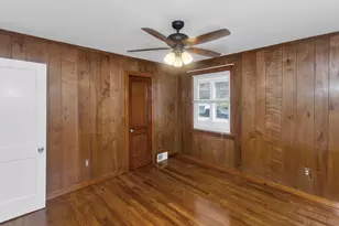 582 Broadway St, Chicopee, MA 01020 - Photo 22