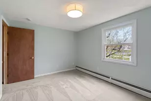103 Wenham St, Danvers, MA 01923 - Photo 24