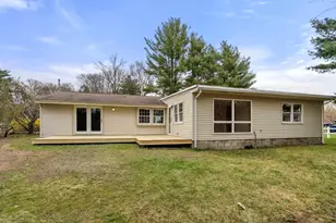 103 Wenham St, Danvers, MA 01923 - Photo 26