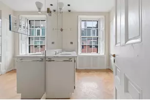 11 West Cedar, Boston, MA 02108 - Photo 12