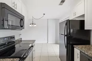 212 Blisswood Village Dr, Ludlow, MA 01056 - Photo 18