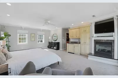 183 Whiting Street, Hanover, MA 02339 - Photo 18
