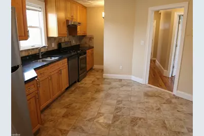442 Broadway #0, Somerville, MA 02154 - Photo 2