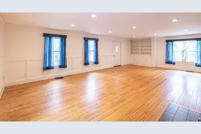 33 Kingsley St, Southbridge, MA 01550 - Photo 24