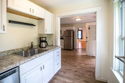 33 Kingsley St, Southbridge, MA 01550 - Photo 6