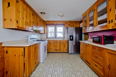 185 East St, Springfield, MA 01104 - Photo 2