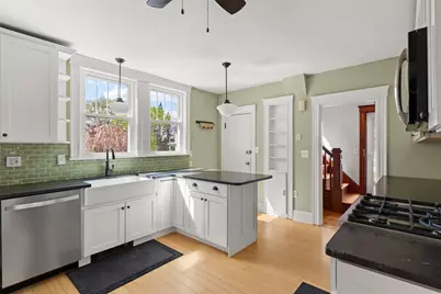 11 Norman Rd, North Andover, MA 01845 - Photo 6