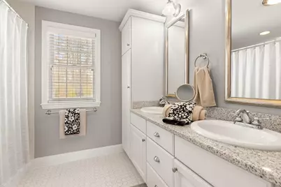 82 Orange Street, Reading, MA 01867 - Photo 26