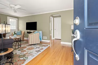 82 Orange Street, Reading, MA 01867 - Photo 4