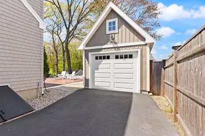 82 Orange Street, Reading, MA 01867 - Photo 30