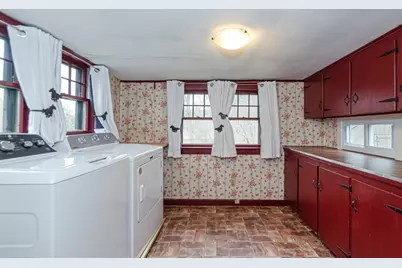 155 Plympton Street, Middleborough, MA 02346 - Photo 8