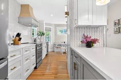 33 Bateswell Road, Boston, MA 02124 - Photo 12