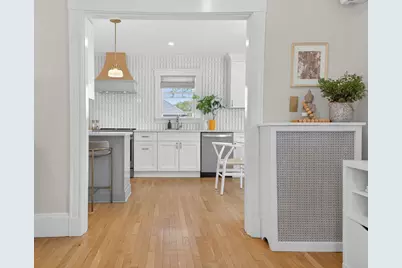 33 Bateswell Road, Boston, MA 02124 - Photo 8