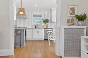 33 Bateswell Rd, Boston, MA 02124 - Photo 8