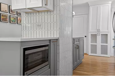 33 Bateswell Road, Boston, MA 02124 - Photo 18