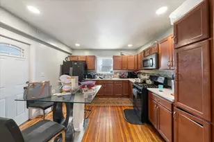 285 Green St, Brockton, MA 02301 - Photo 8