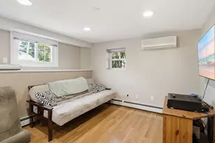 646 Lynn Fells Pkwy, Melrose, MA 02176 - Photo 20
