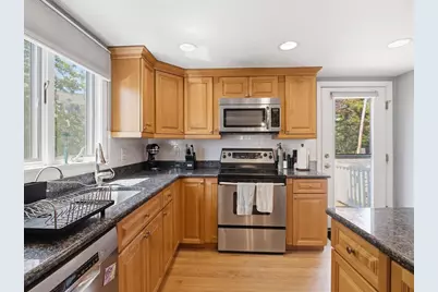 646 Lynn Fells Pkwy, Melrose, MA 02176 - Photo 2