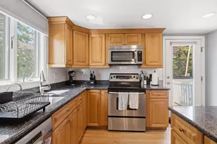 646 Lynn Fells Pkwy, Melrose, MA 02176 - Photo 2