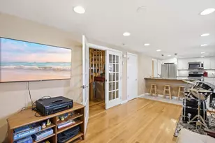 646 Lynn Fells Pkwy, Melrose, MA 02176 - Photo 20