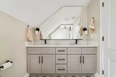 3 Conn St #3, Woburn, MA 01801 - Photo 10