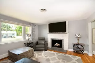 49 Woodman Cir, Weymouth, MA 02190 - Photo 8