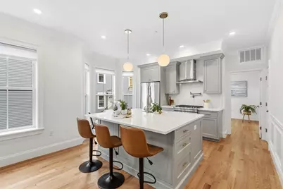 18 Tufts St #1, Cambridge, MA 02139 - Photo 2