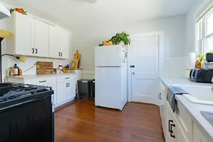 54 Oakland St, Boston, MA 02135 - Photo 6