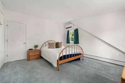 69 Hartford #69, Newton, MA 02461 - Photo 10