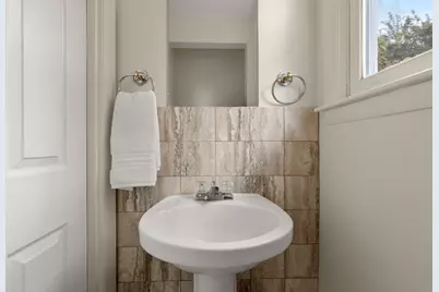 69 Hartford #69, Newton, MA 02461 - Photo 6