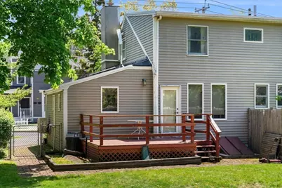 69 Hartford #69, Newton, MA 02461 - Photo 12