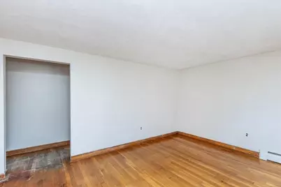 25 Crandall St, Boston, MA 02131 - Photo 8