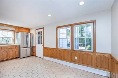 25 Crandall St, Boston, MA 02131 - Photo 10