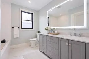 68 Rowe St, Boston, MA 02131 - Photo 6