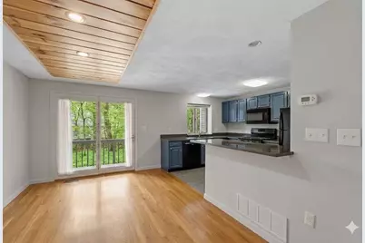 8 Deer Path #5, Maynard, MA 01754 - Photo 4