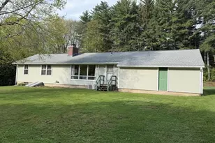 34 Bassett Rd, Holyoke, MA 01040 - Photo 34