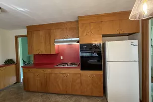 34 Bassett Rd, Holyoke, MA 01040 - Photo 12