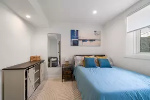 9 Johnson Pl, Newton, MA 02466 - Photo 14