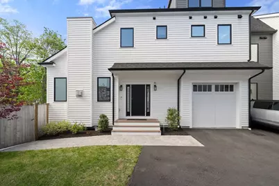 9 Johnson Pl #9, Newton, MA 02466 - Photo 1